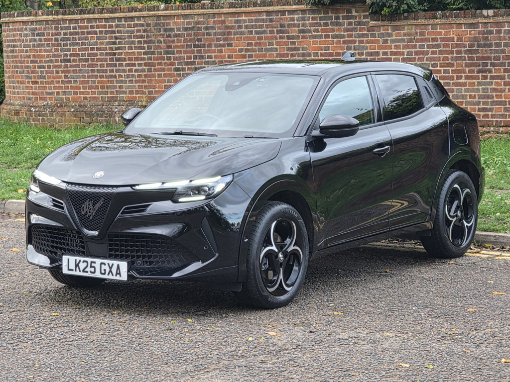 Alfa Romeo Junior 1.2 Turbo Ibrida LK25GXA Black #3