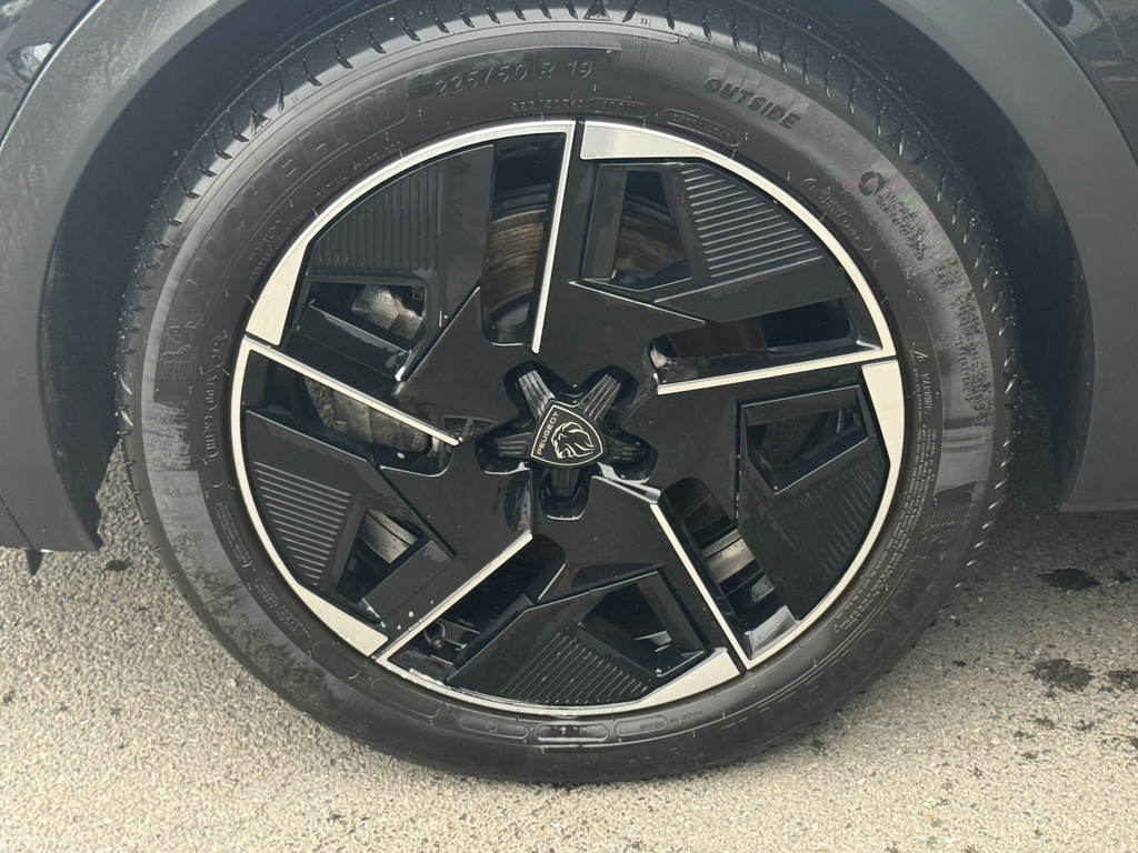 Peugeot 408 158Kw Gt 58Kwh LO25UDJ Black #5
