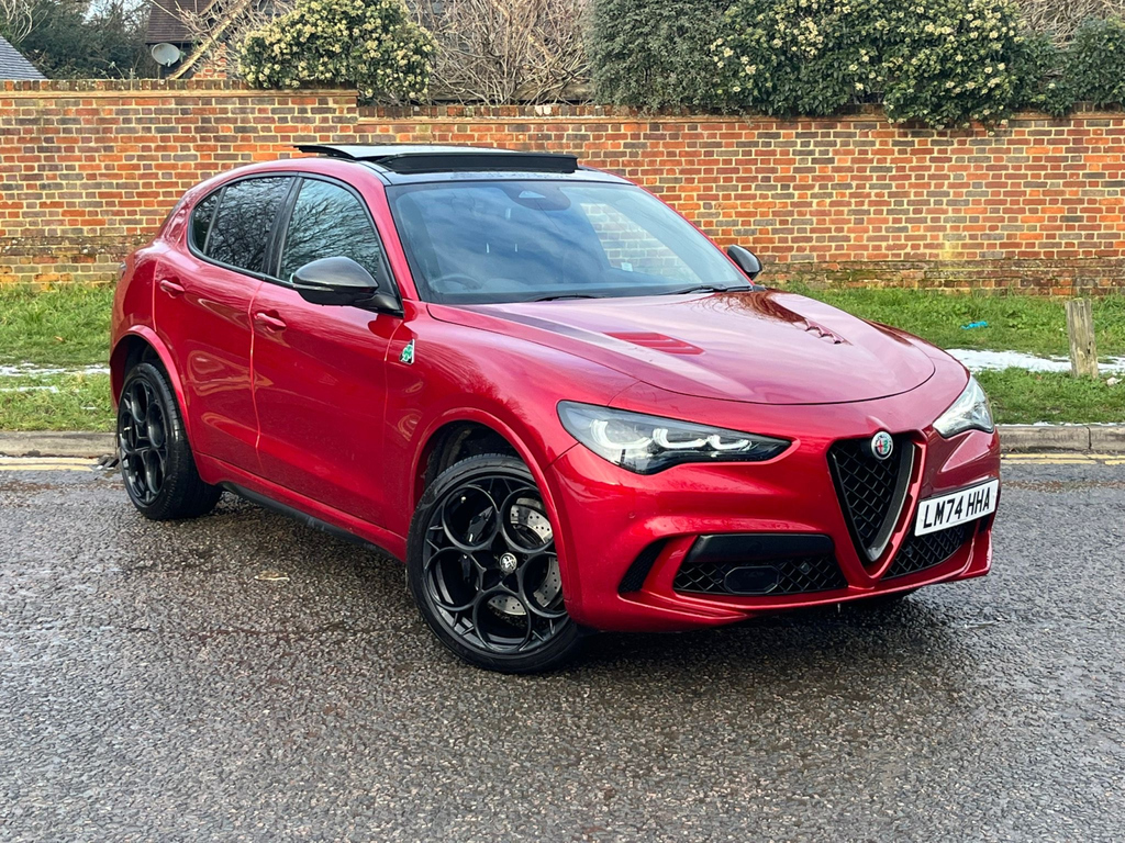 Alfa Romeo Stelvio 2.9 V6 Biturbo Quadrifoglio Super Sport Red
