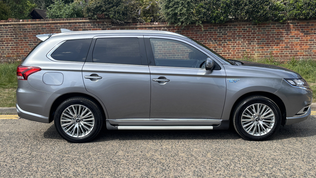 Mitsubishi Outlander 2.4 Phev Exceed Safety Grey #4
