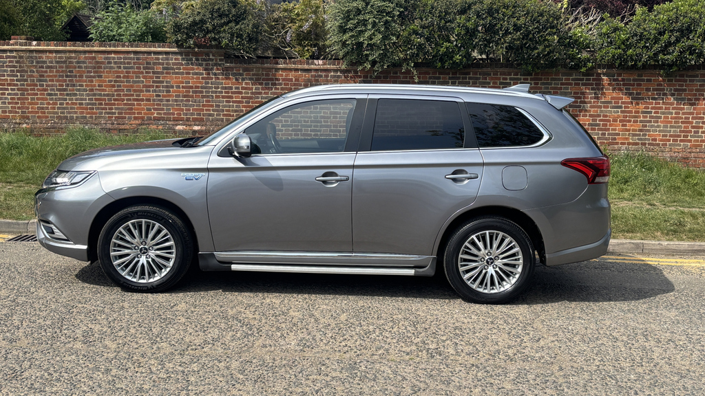 Mitsubishi Outlander 2.4 Phev Exceed Safety Grey #3