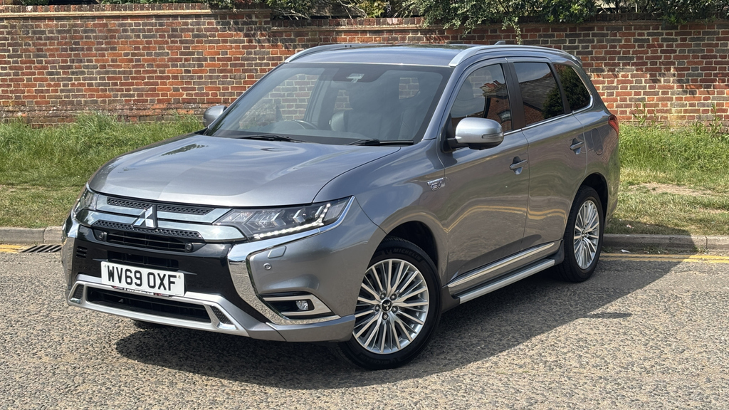 Mitsubishi Outlander 2.4 Phev Exceed Safety Grey #2
