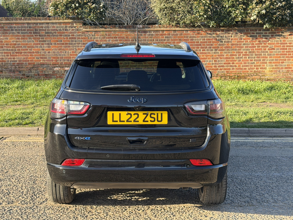 Jeep Compass 1.3 T4 Gse 4Xe Phev S Model LL22ZSU Black #2