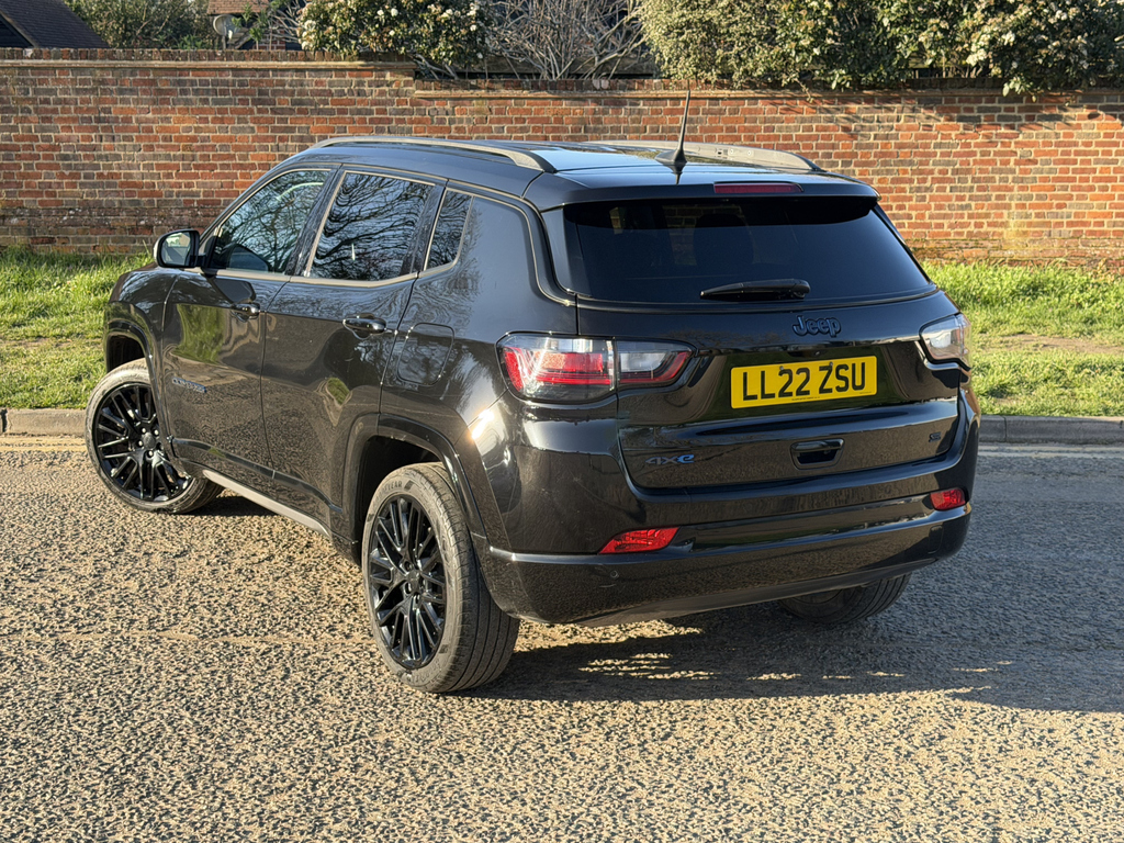 Jeep Compass 1.3 T4 Gse 4Xe Phev S Model LL22ZSU Black #3