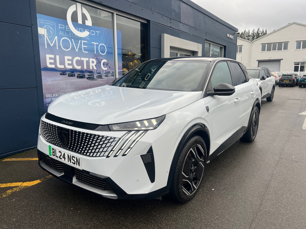 Peugeot 3008 157Kw Gt 73Kwh BL24NSN White #4