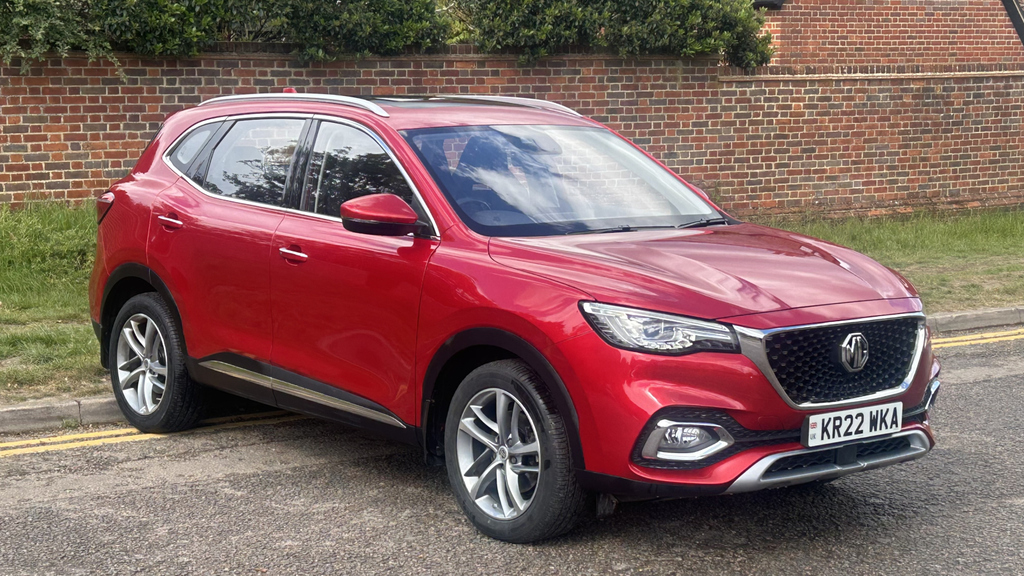 MG HS 1.5 T-gdi Exclusive Dct Red