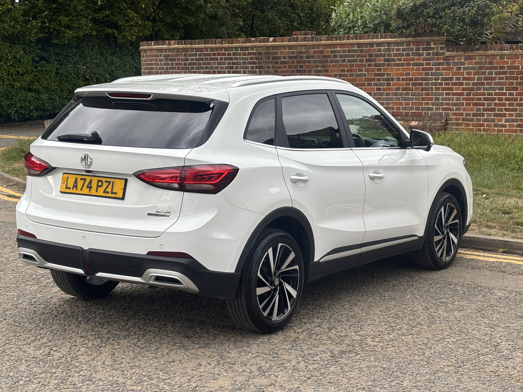 MG ZS 1.5 Hybrid Trophy LA74PZL White #5