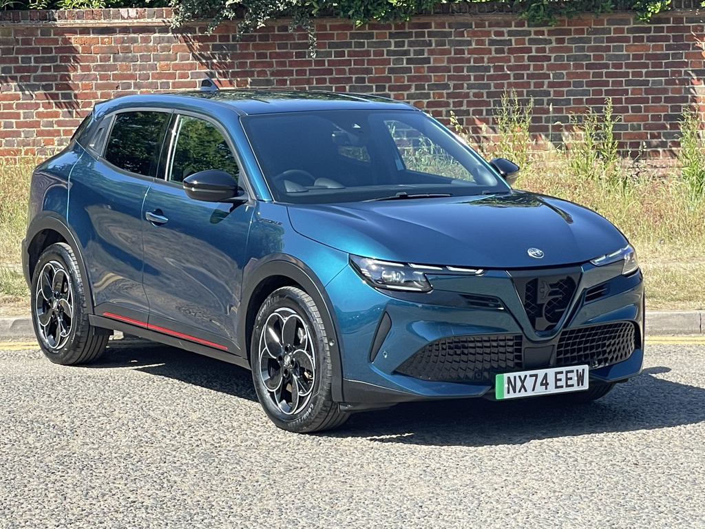 Alfa Romeo Junior 115Kw Elettrica Speciale 54Kwh Green