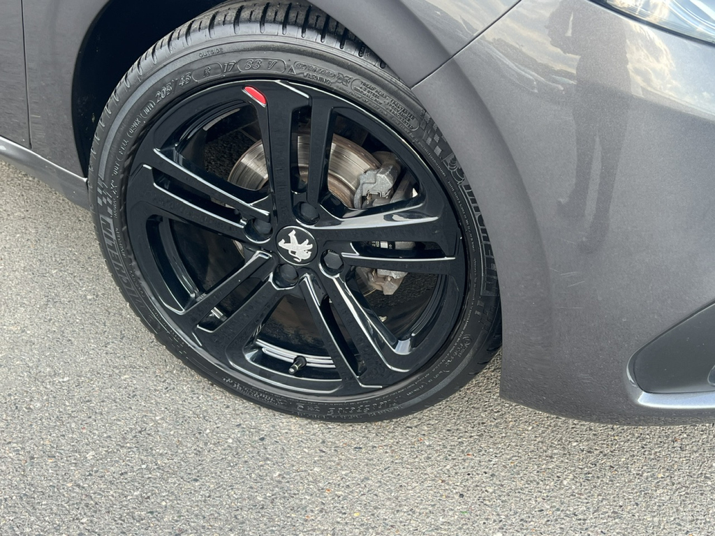 Peugeot 208 1.2 Puretech 110 Gt Line Eat6 Grey #4