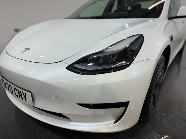 Tesla Model 3 Standard Range Plus Saloon Rwd MM70CNY White #4