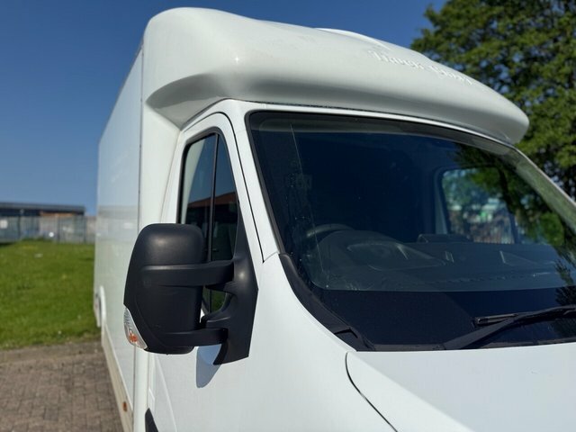 Renault Master 2.3 Dci 35 Business Loloader Luton Manu YM70WOA White #6