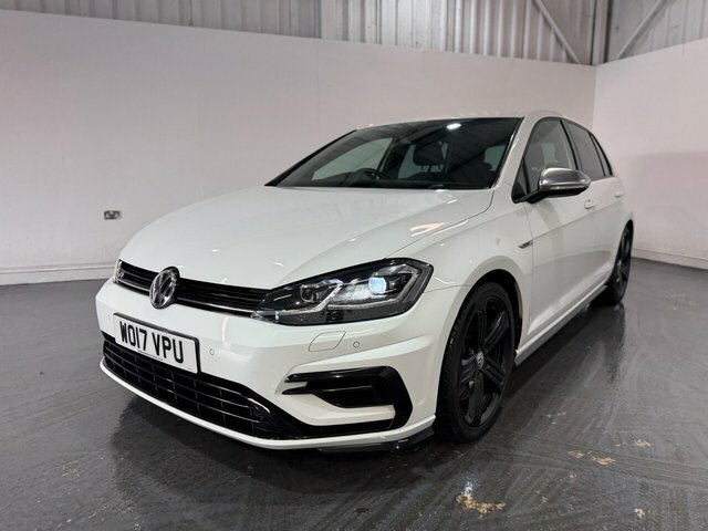 Volkswagen Golf 2.0 Tsi Bluemotion Tech R Hatchback Dsg WO17VPU White #3