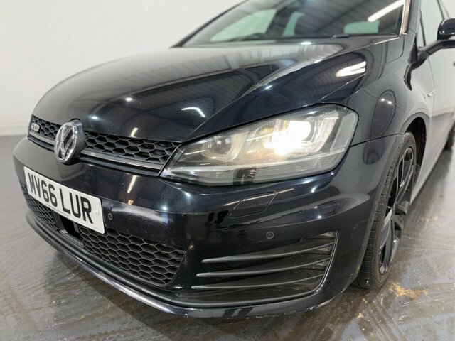 Volkswagen Golf 2.0 Tdi Bluemotion Tech Gtd Hatchback D MV66LUR Black #5