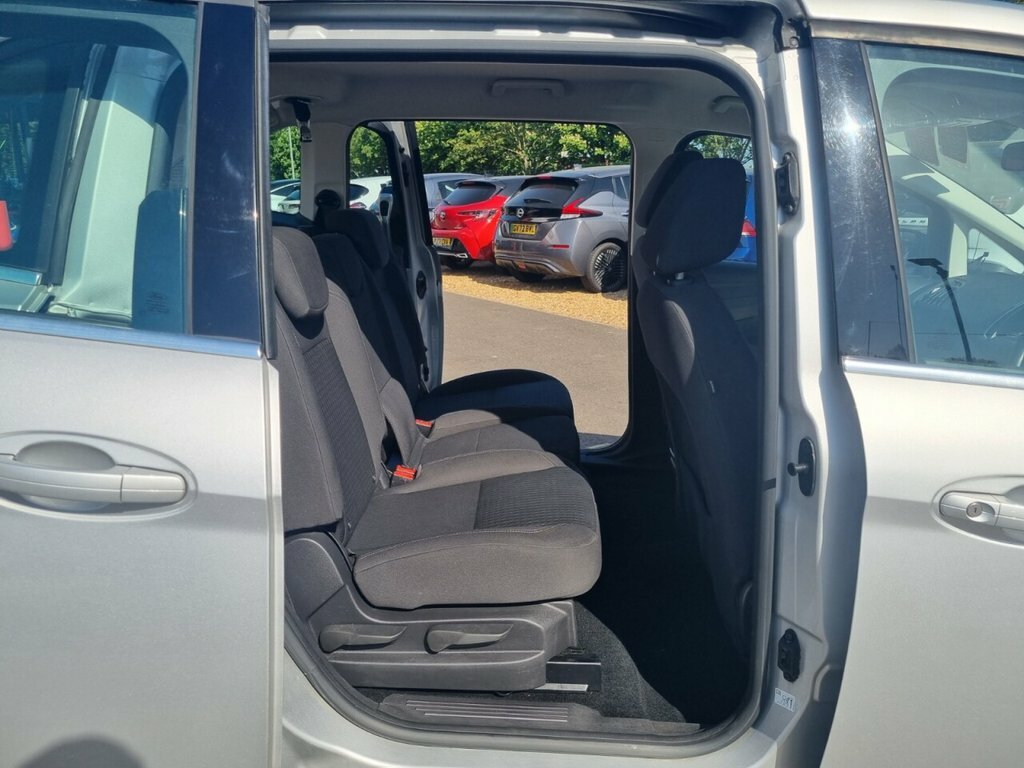 Ford Grand C-Max 1L Zetec Silver #3