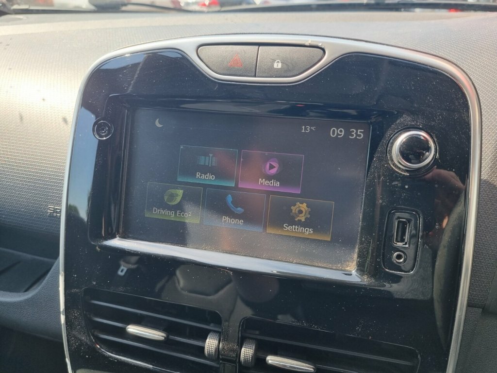 Renault Clio 0.9L Dynamique Nav HS16GYV Black #2