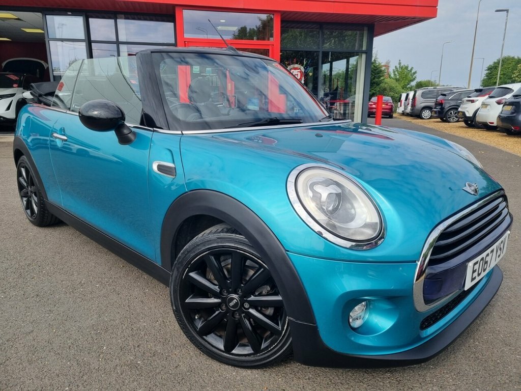 Mini Convertible 1.5L Cooper Blue