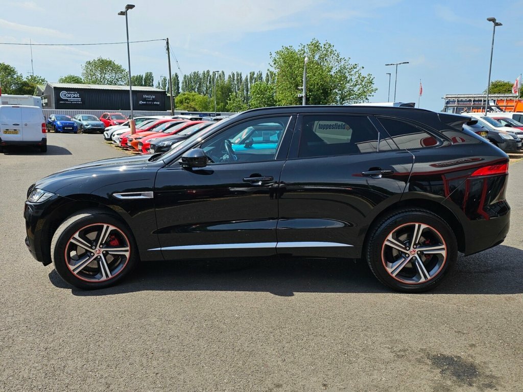 Jaguar F-Pace 3L S PE17AXO Black #6