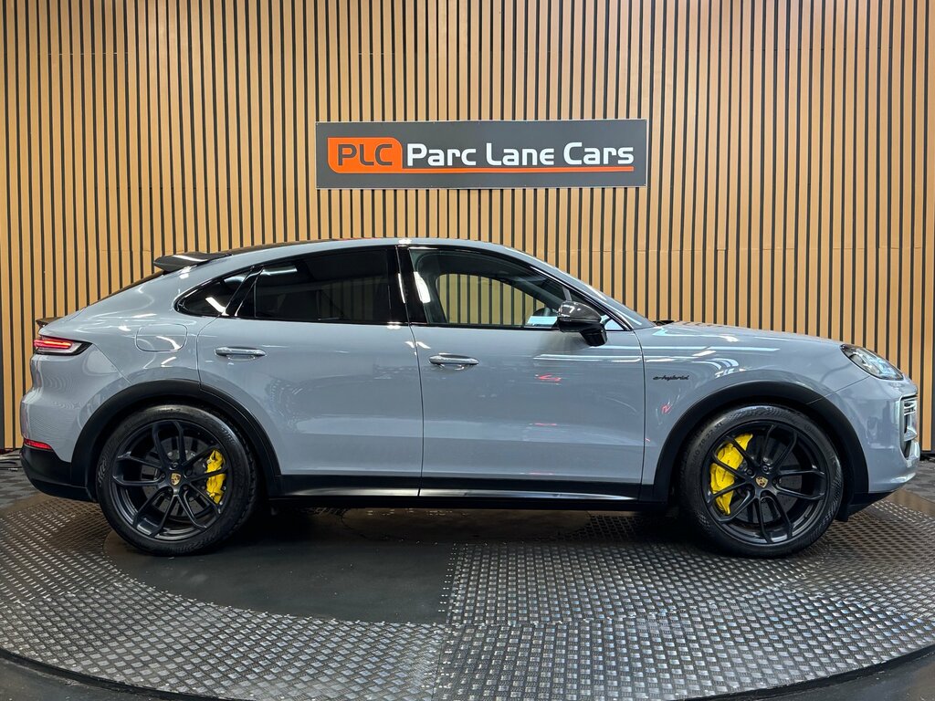 Porsche Cayenne 4.0 V8 E-hybrid Turbo Coupe Gt Package Grey #2