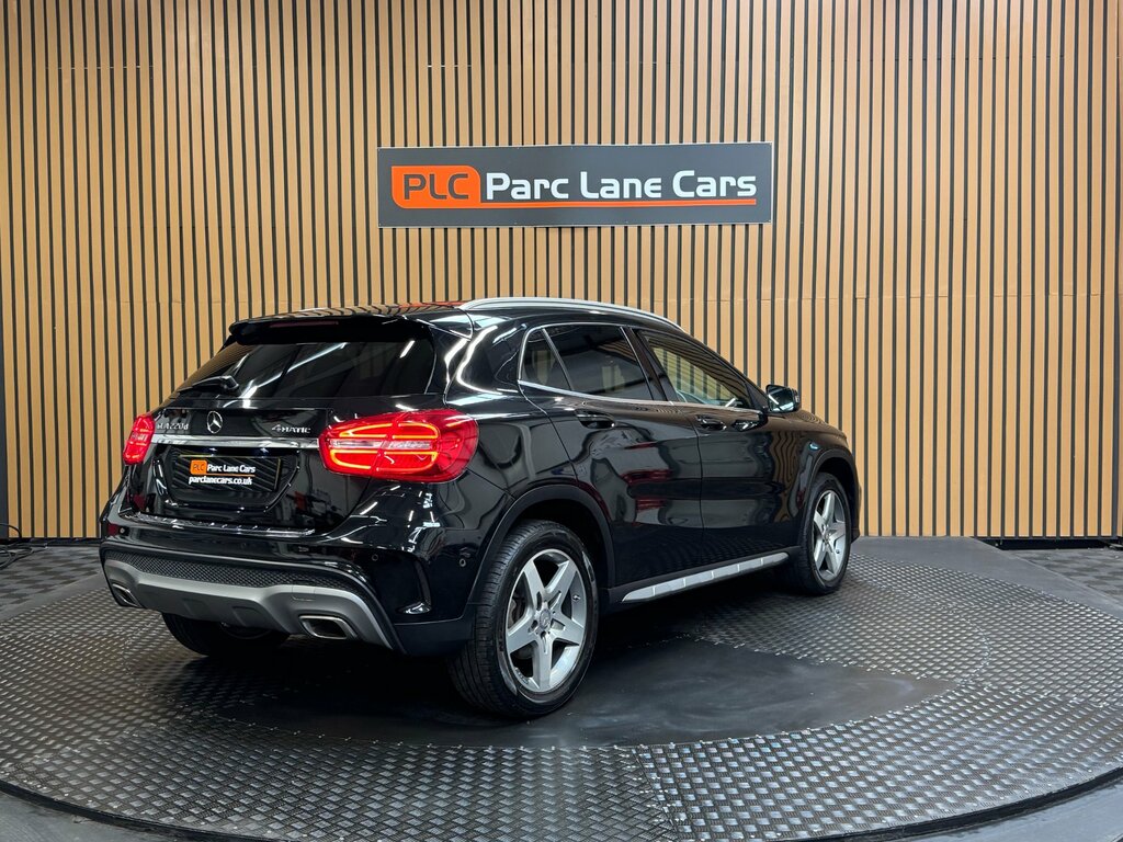 Mercedes-Benz GLA Class 2.1 Gla220d Amg Line Premium Suv 7G-d DL65OSP Black #3