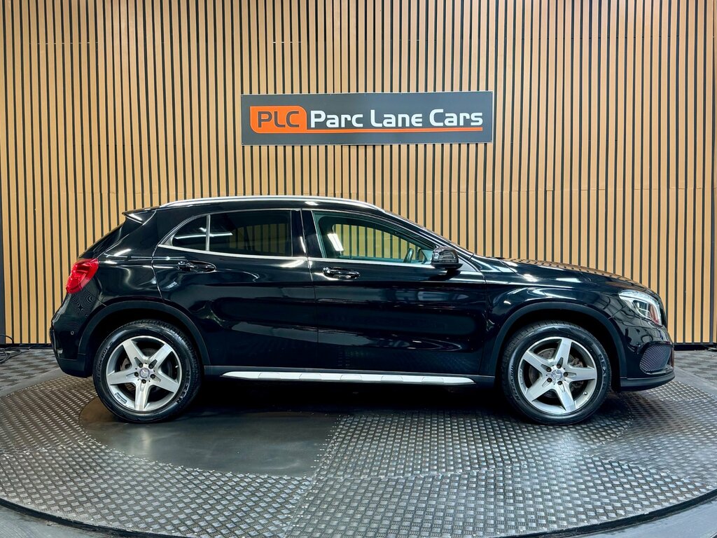 Mercedes-Benz GLA Class 2.1 Gla220d Amg Line Premium Suv 7G-d DL65OSP Black #2