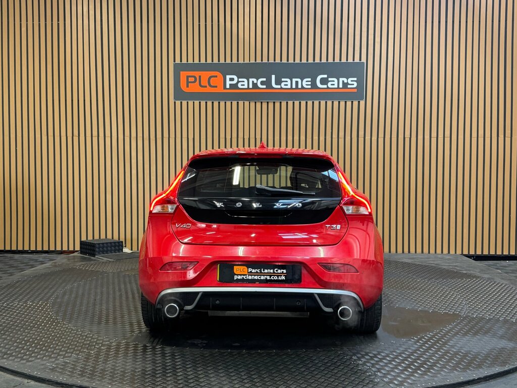 Volvo V40 1.5 T3 R-design Nav Plus Hatchback MR64RAM Red #4