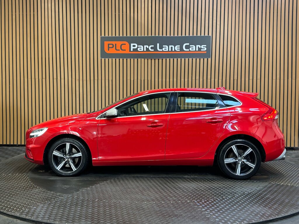 Volvo V40 1.5 T3 R-design Nav Plus Hatchback MR64RAM Red #6