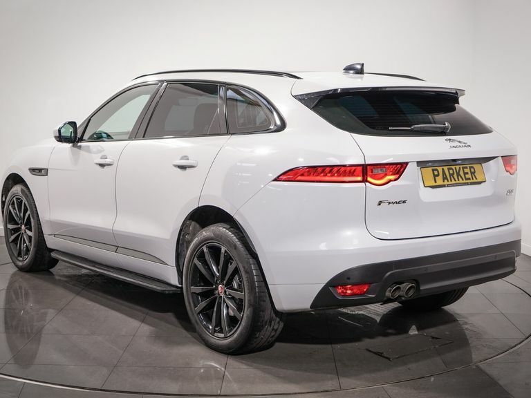 Jaguar F-Pace 2.0D 180 Chequered Flag Awd YG69WVD White #4