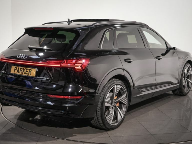 Audi E-tron 300Kw 55 Quattro 95Kwh Vorsprung RO21UZM Black #6