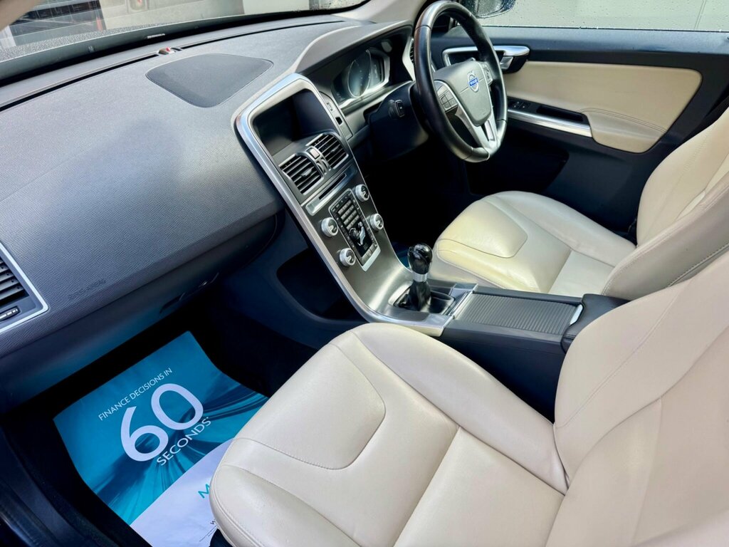 Volvo XC60 2.4 D5 Se Lux Nav Awd Euro 6 Ss VUI6499  #3