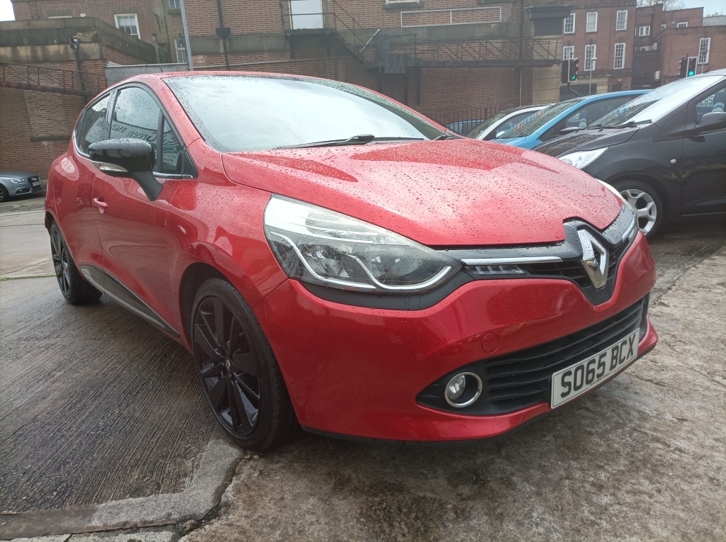 Renault Clio 1.5 Dynamique S S065BCX Red #6