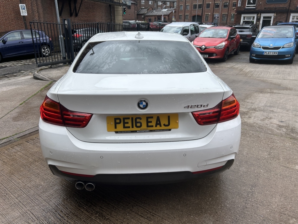 BMW 4 Series 2.0 420D M PE16EAJ White #6