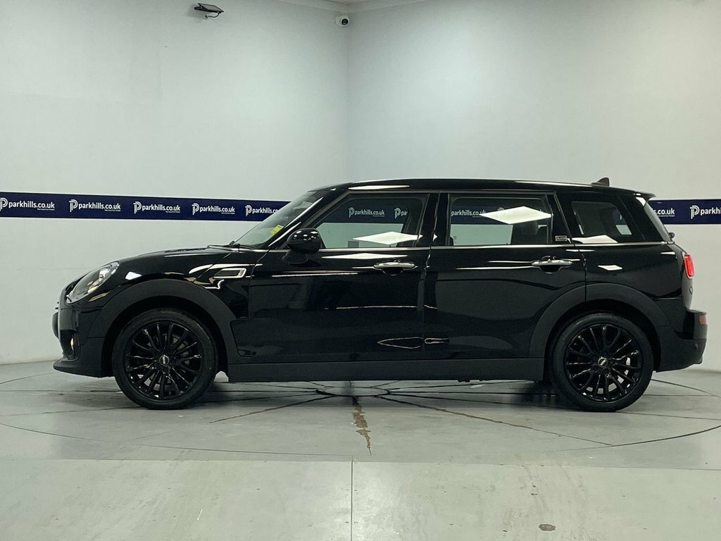 Mini Clubman 2L Cooper D Black #2