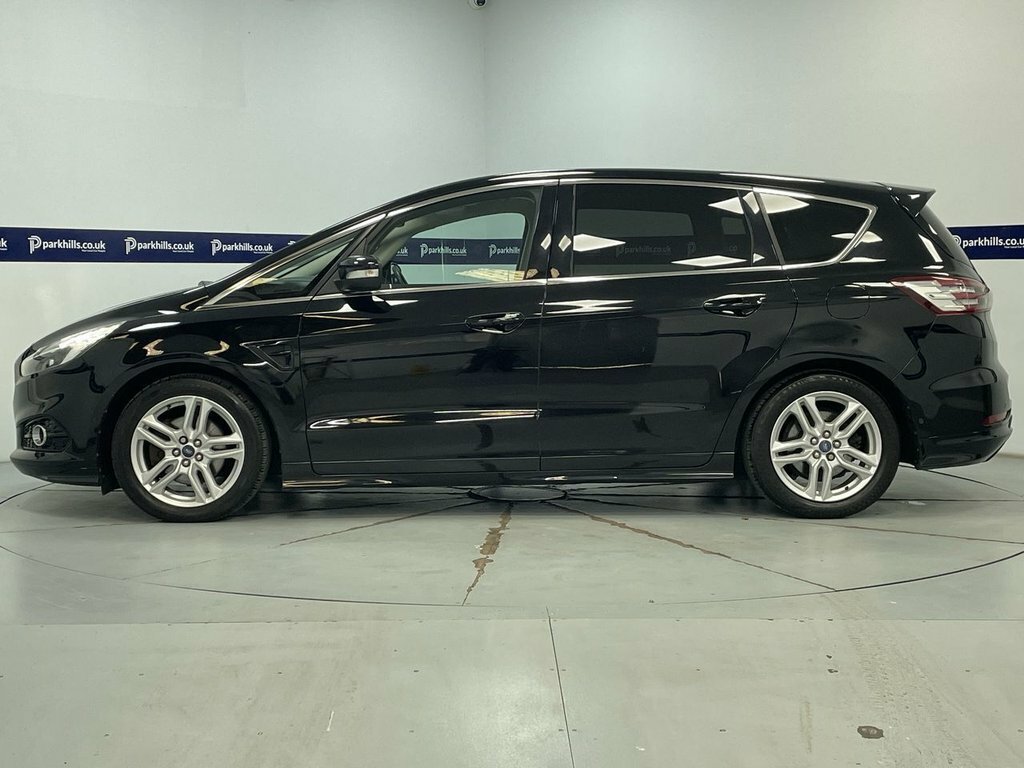 Ford S-Max 2L Titanium Sport Black #2
