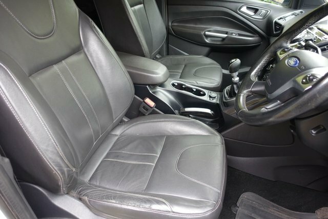 Ford Kuga 2.0 Tdci Titanium X Sport Suv Aw MD64FTO Blue #3