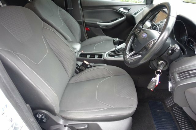 Ford Focus 1.5 Tdci Zetec Hatchback Euro 6 MK15MYW Blue #3