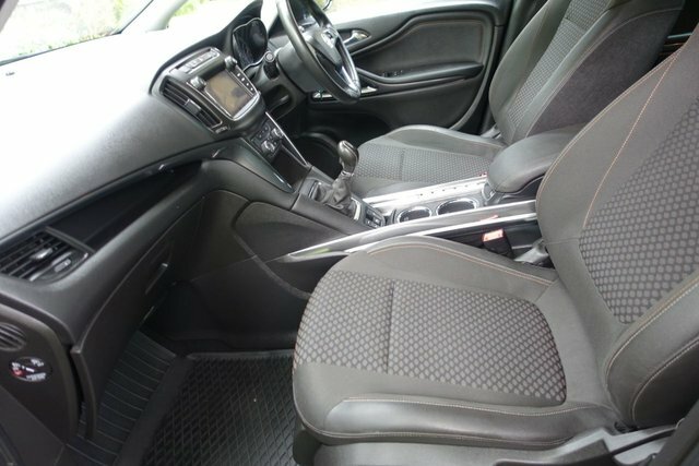 Vauxhall Zafira Tourer 2.0 Cdti Tech Line Mpv Euro 6 S Grey #2