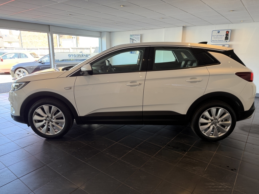Vauxhall Grandland X 1.5 Elite Nav YP70RXJ White #4