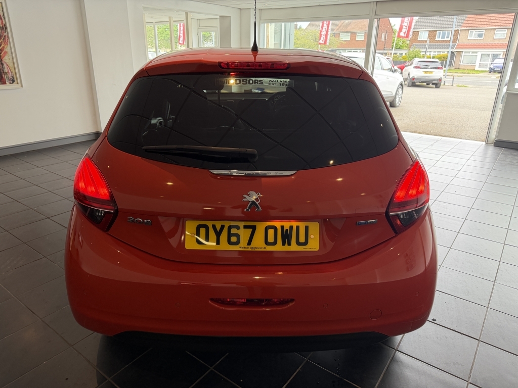 Peugeot 208 1.2 Puretech Allure OY67OWU Orange #6