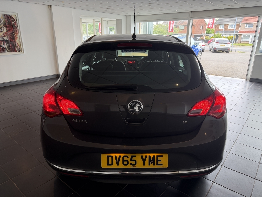 Vauxhall Astra 1.6 Design Grey #6