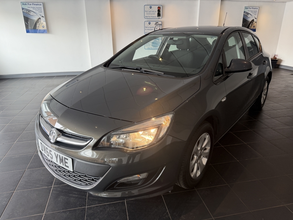 Vauxhall Astra 1.6 Design Grey #3