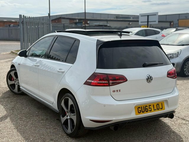 Volkswagen Golf Hatchback GU65LOJ White #5