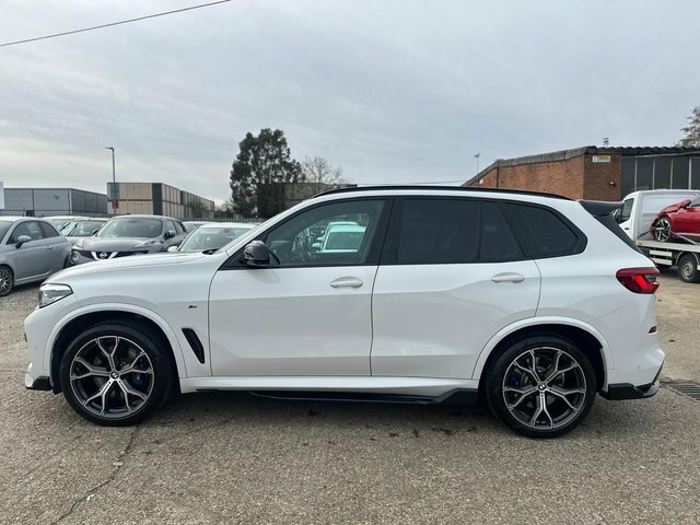 BMW X5 Suv KX69GEY White #4