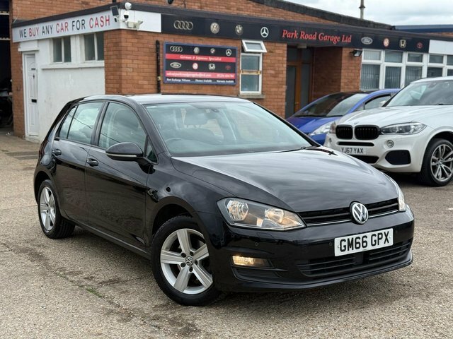 Volkswagen Golf Hatchback GM66GPX Black