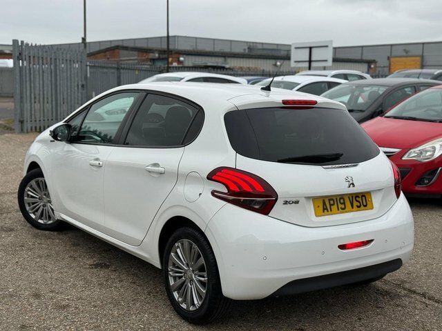 Peugeot 208 Hatchback AP19VSO White #5