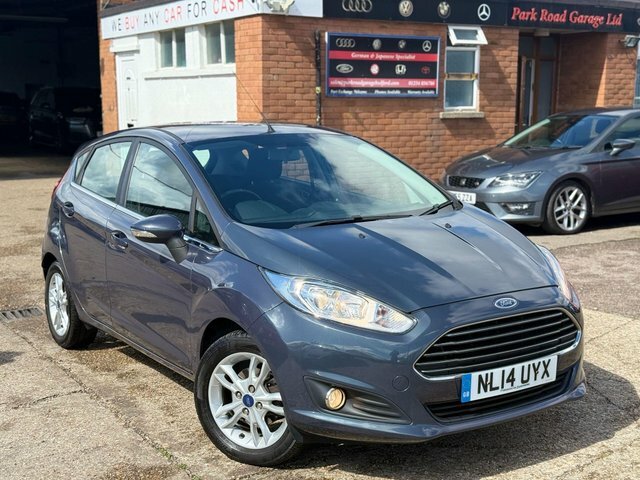 Ford Fiesta Hatchback NL14UYX Grey
