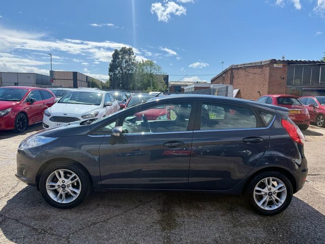 Ford Fiesta Hatchback NL14UYX Grey #5