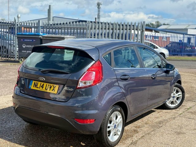 Ford Fiesta Hatchback NL14UYX Grey #3