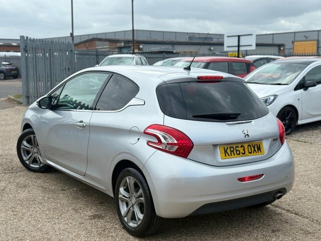 Peugeot 208 Hatchback KR63OXM Silver #5