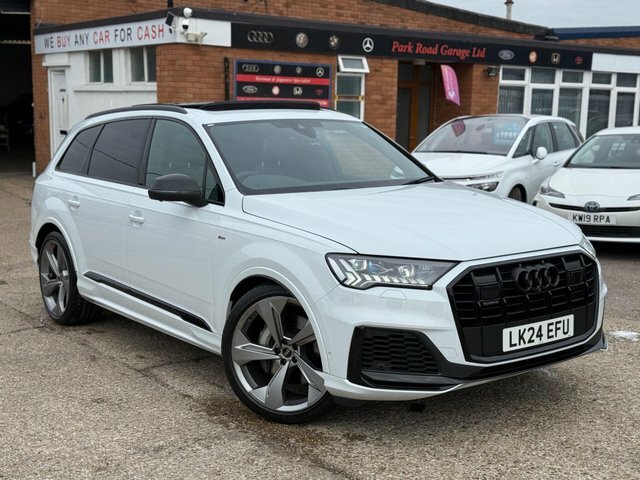Audi Q7 Suv White