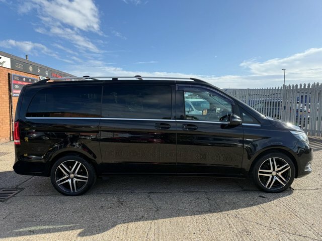Mercedes-Benz V Class Mpv KX67FZD Black #2